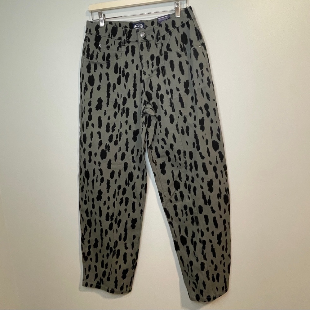 Scoop Mid-Rise Barrel Jean